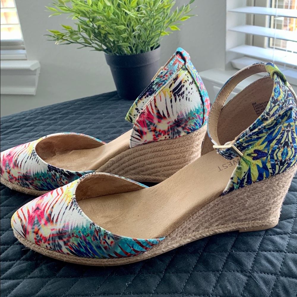 Nine West wedge sandals